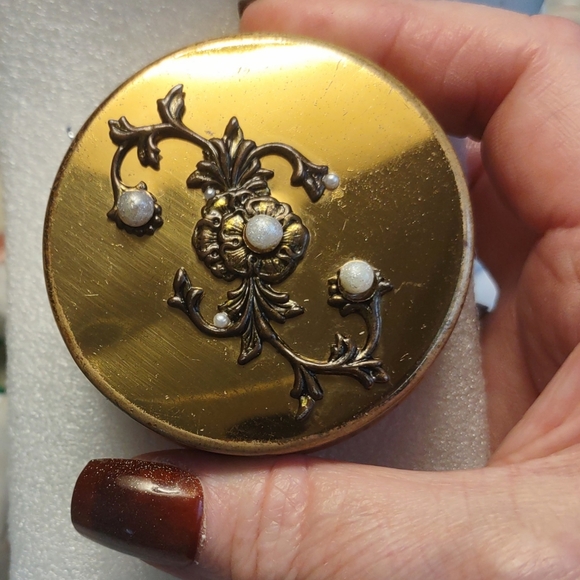 Pill Case & Collapsible Cup Signed Copyright Vintage - Picture 1 of 17